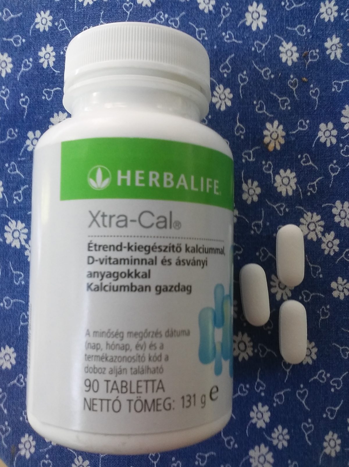 Herbalife Xtra-Cal étrend-kiegészítő kalciummal D-vitaminnal és ásványi anyagokkal
